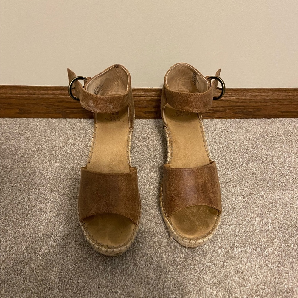 White Mountain wedge sandals